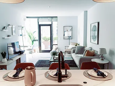 Triangle Square - 2155 N Elston Ave Chicago IL | Zillow