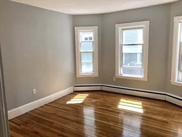 31-33 Brackett St #1 — Photo 5