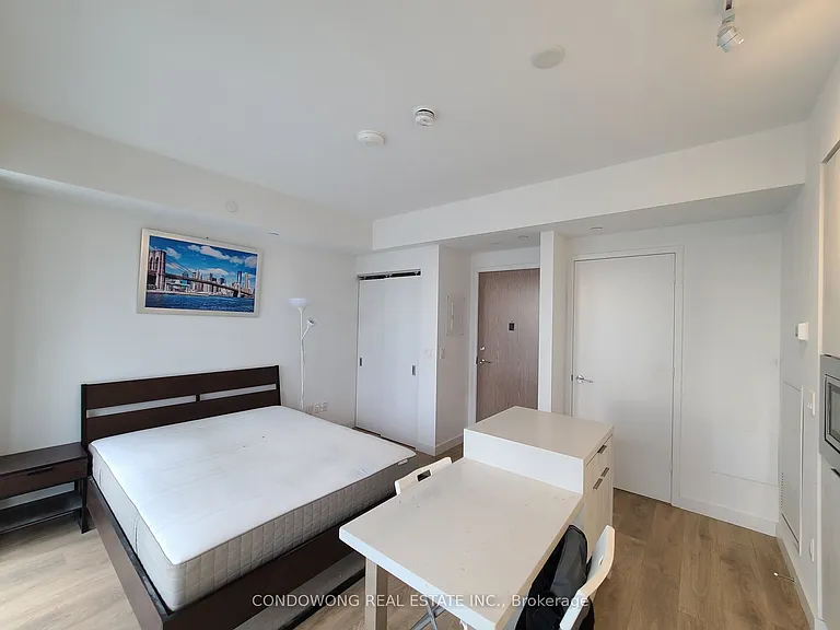 215 Queen St W #2012 — Photo 4