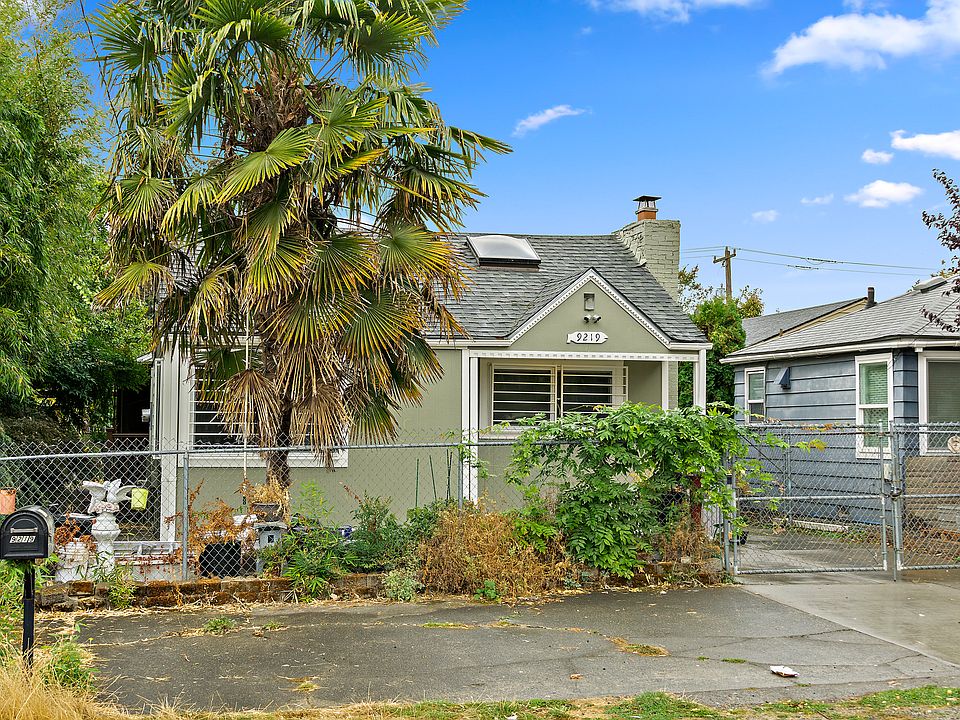 1st image of 9219 38th Ave S #2