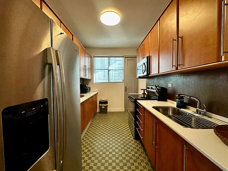 1 Condominio Almendro Ter #4 — Photo 3
