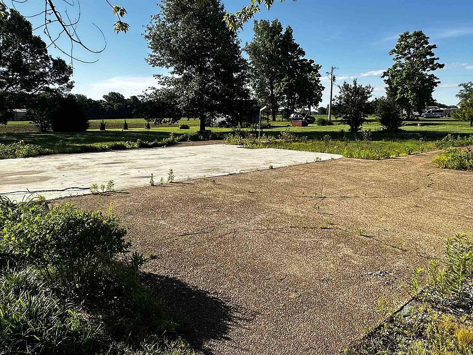 1st image of 4844 Bandana Rd