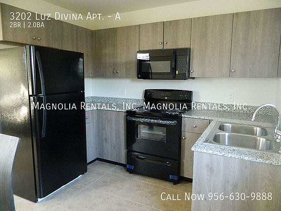 4th image of 3202 Luz Divina St #A