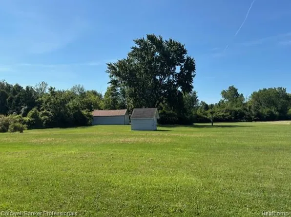 44043 Tyler Rd, Belleville, MI 48111