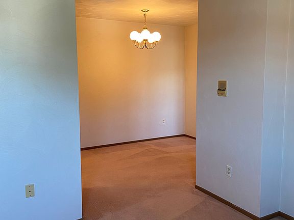 3rd image of 1539 Ligonier St APT 10