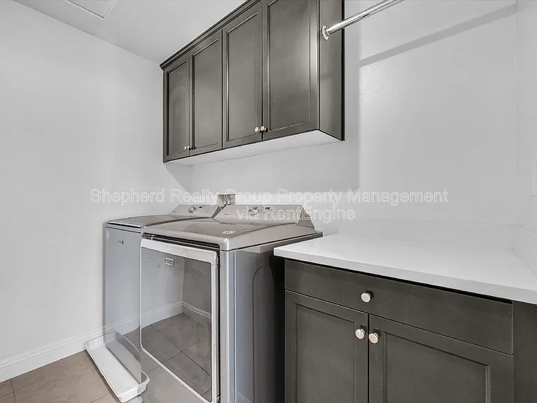 12167 Chutes Ct — Photo 17