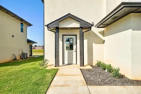 1st image of 520 Nabi Dr