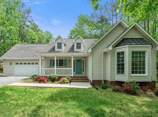 208 Crosstie Rd, Appomattox, VA 24522