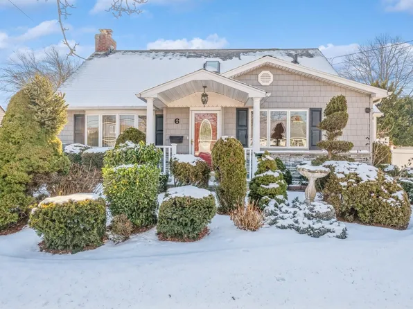 6 Glen Lane, Copiague, NY 11726