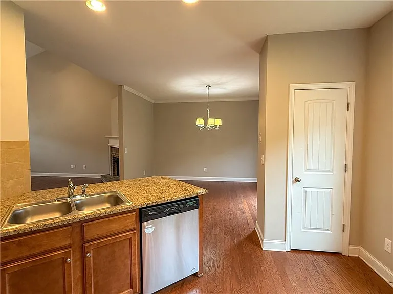 70 Cottage Walk NW — Photo 6