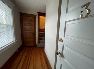 4909 California St APT 3, Omaha, NE 68132