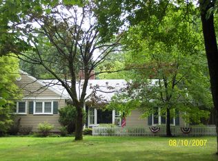 381 Timberidge Trl, Gates Mills, OH 44040