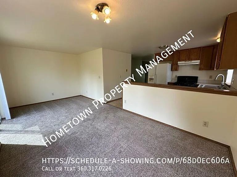 1224 Cora St SE — Photo 2