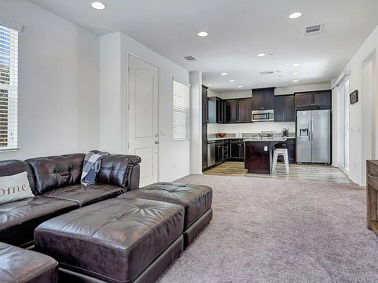 323 Paseo Gusto — Photo 5