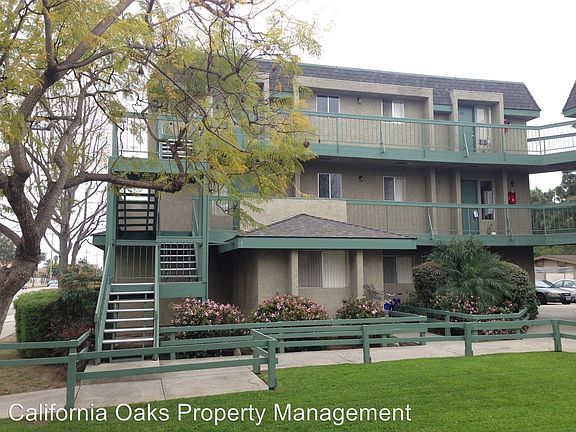 2nd image of 1075 N Olive St APT 32