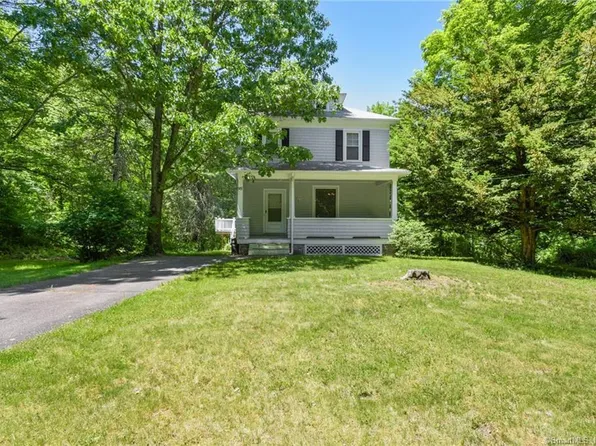 95 Pleasant View Street, Griswold, CT 06351