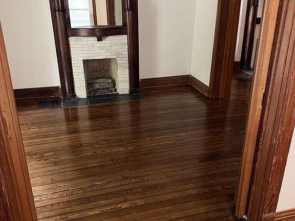 4th image of 1250 S Brook St