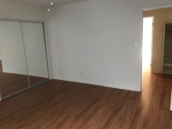 5th image of 141 N Kenwood St APT 10