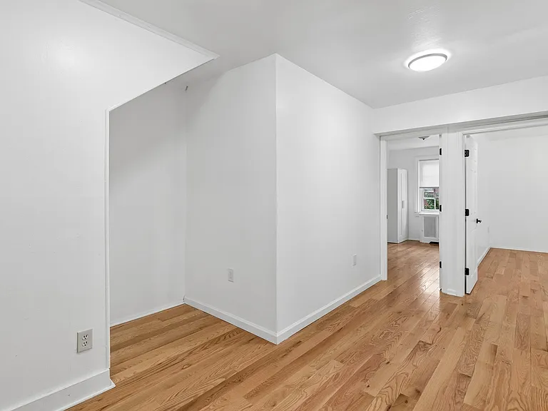 1225 Spruce St #3F — Photo 11