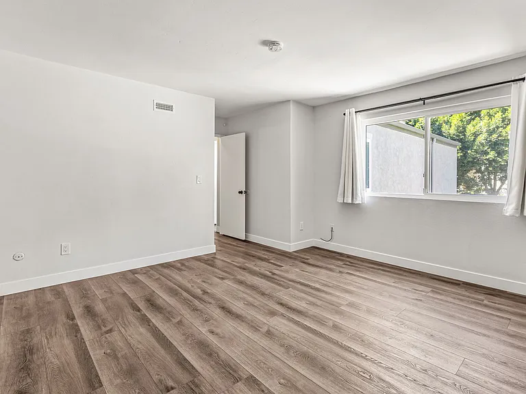 5107 La Cuenta Dr — Photo 21