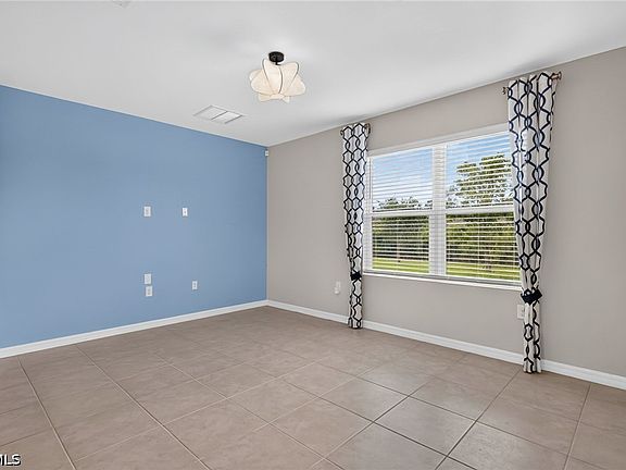 3rd image of 2547 Village Of Entrada St