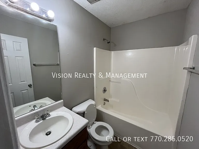 208 Wesley Chapel Rd — Photo 31