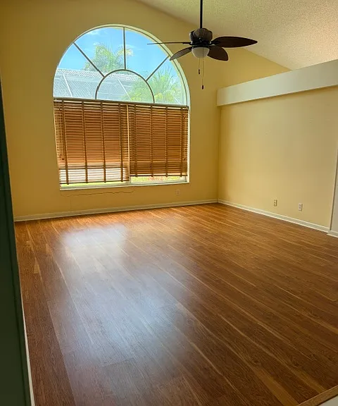 1065 Siena Oaks Cir E — Photo 11