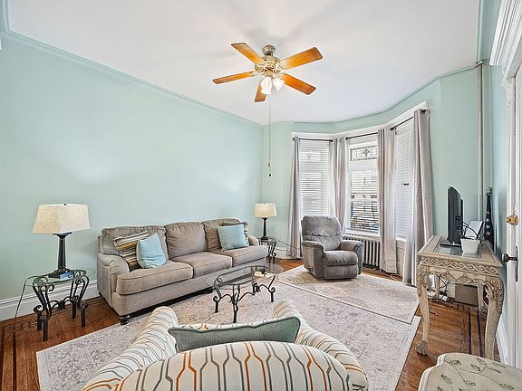 2nd image of 226 61st St