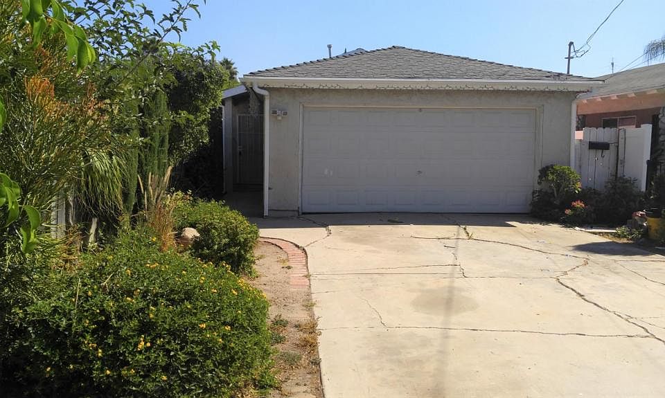 1st image of 15213 Carmelita Ave