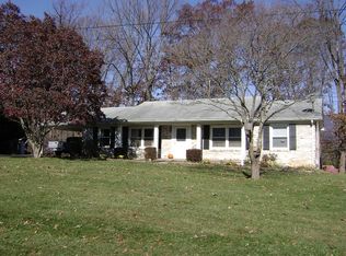 5705 Edgewood St, Salem, VA 24153