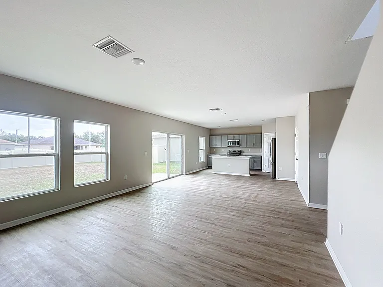 1404 Axel Cir — Photo 6