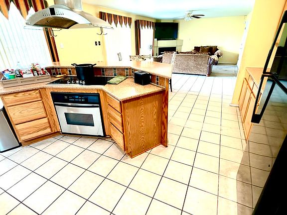 4th image of 5526 Burton Farm