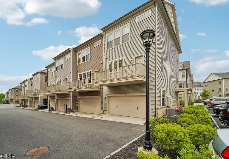 1 Haralson Ct — Photo 32