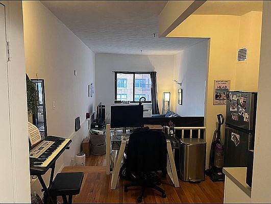 3rd image of 518 E 80th St APT 3N