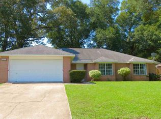 3013 Red Fern Rd, Cantonment, FL 32533