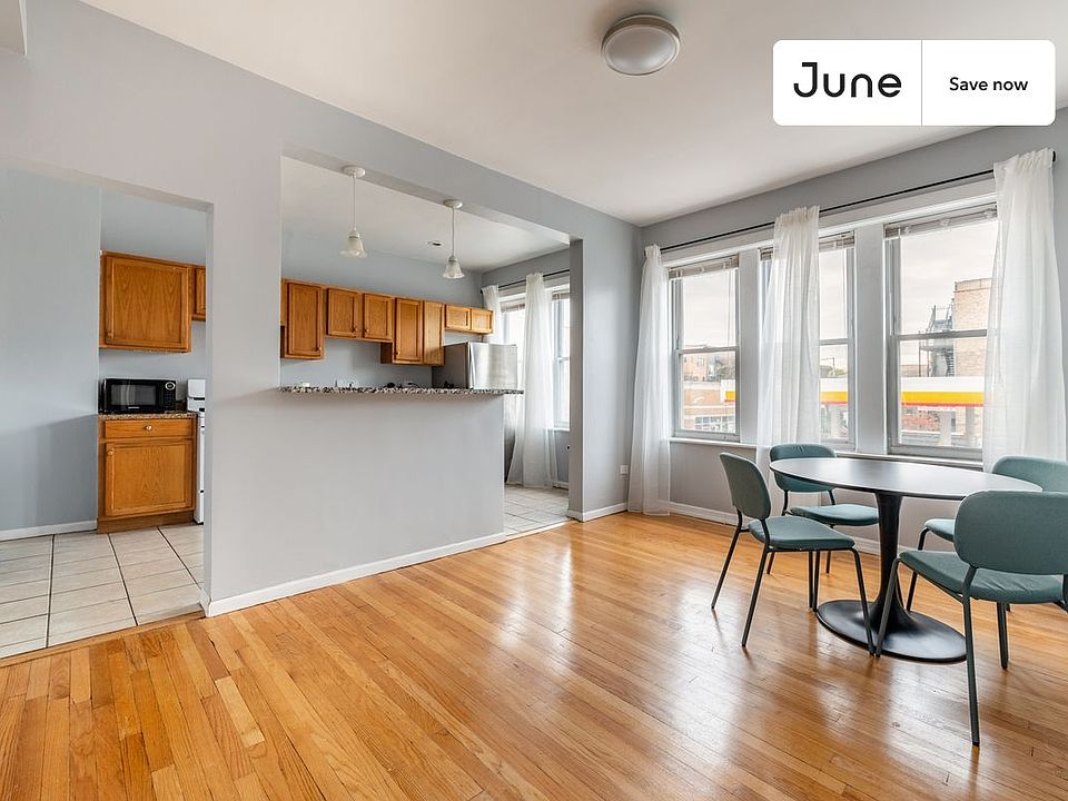 1st image of 1001 N Damen Ave #14362482