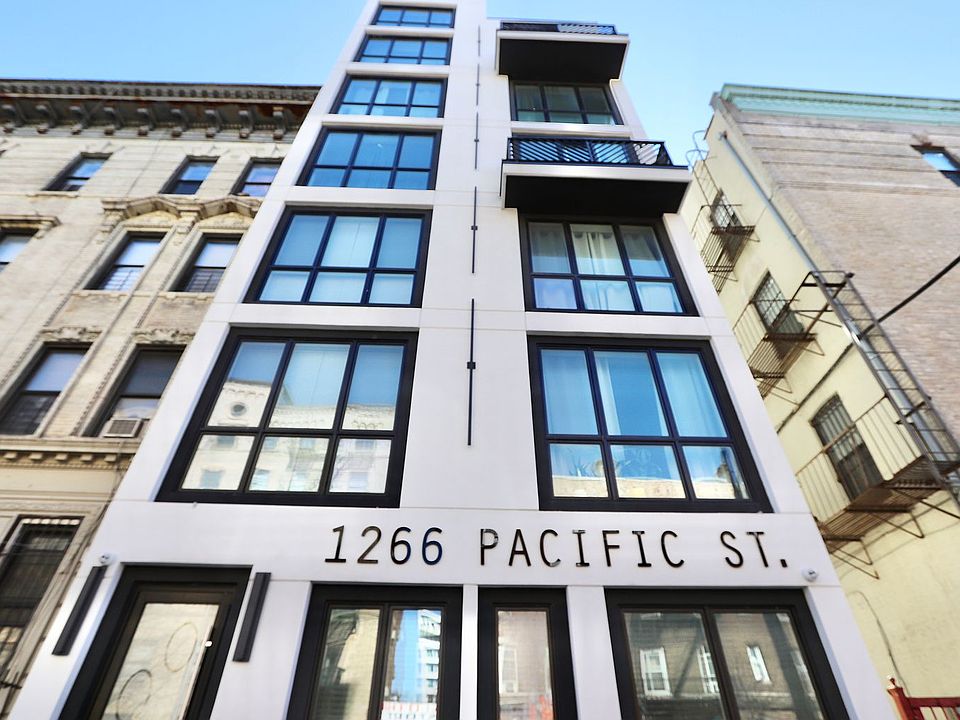 1st image of 1266 Pacific St #3R
