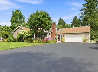 598 Van Alstyne Rd, Webster, NY 14580