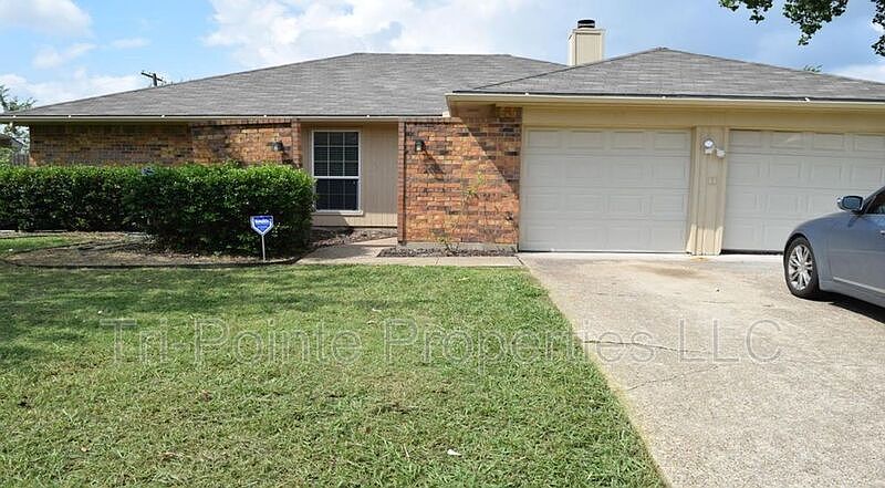 1st image of 3037 Colony Dr