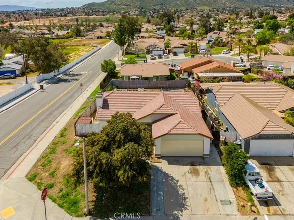 11365 Davis St, Moreno Valley, CA 92557