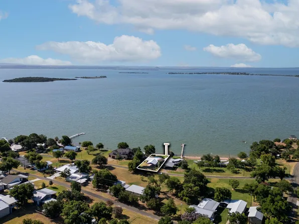 819 Lakeshore Loop, Tow, TX 78672