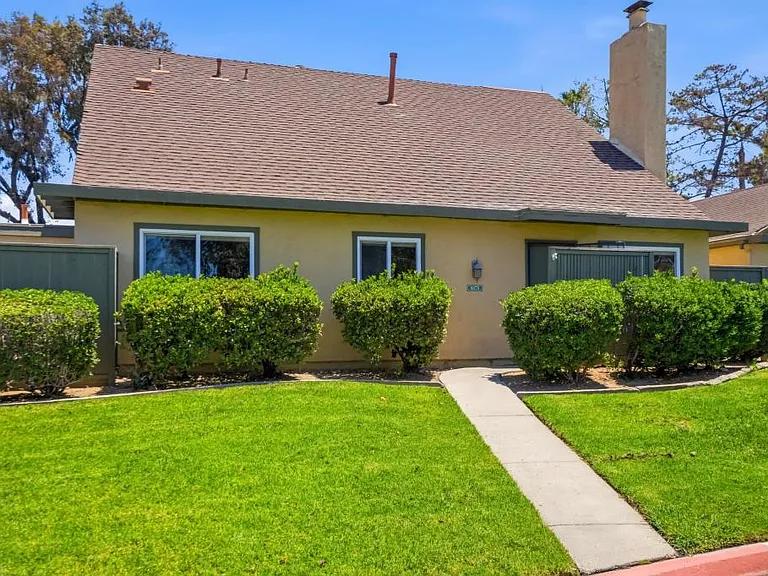 8879 Hillery Dr — Photo 24