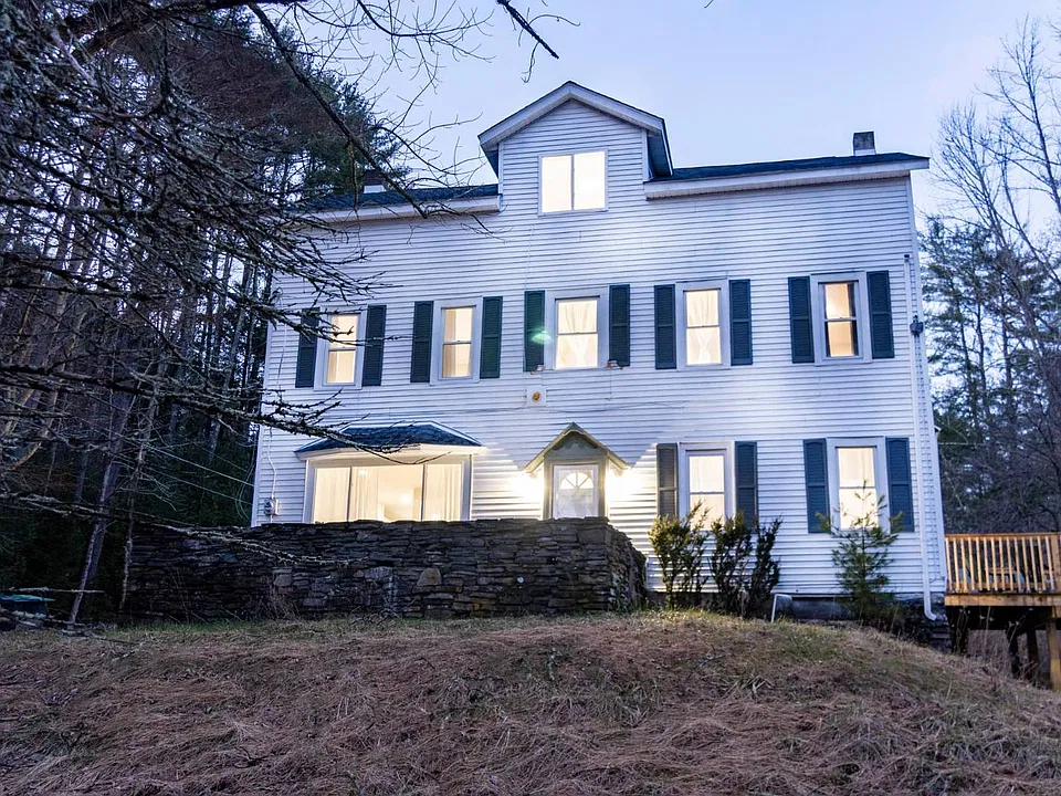 62 Eden Rd