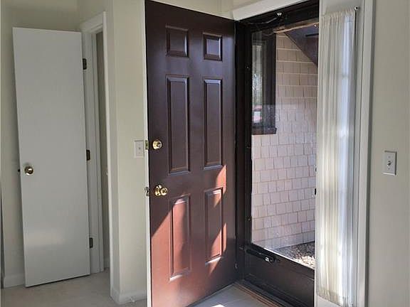 2nd image of 30 Sweet Meadows Ct Unit 25