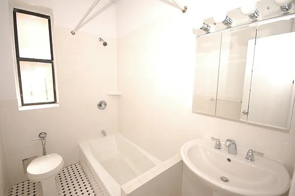 Rented by Mckinley Jones III | media 3