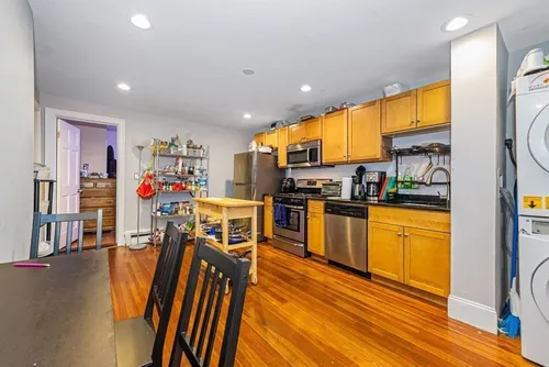 40 Hillside St #2A Photo 1