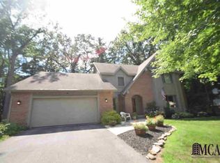 7187 Twin Canyon Dr, Lambertville, MI 48144