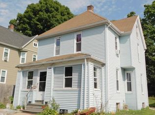 72 Sycamore St, Holyoke, MA 01040