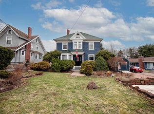 48 Rupert St, Amherst, NS B4H 3R6