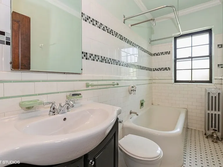6885 N Overhill Ave #2 — Photo 11